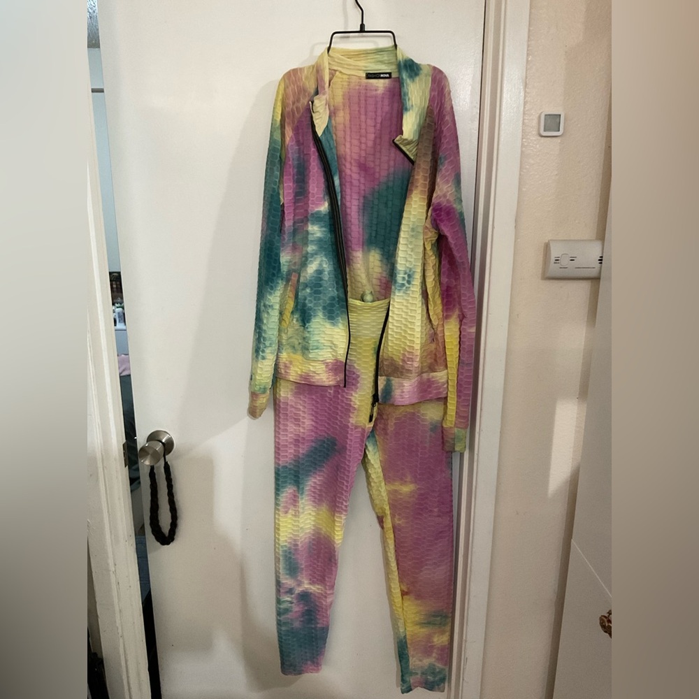 Fashion Nova Pastel Tie-Dye Jacket